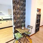 Daire La Casita Verde. Metro Cerca Del Casco Viejo *