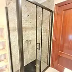 La Casita Verde. Metro Cerca Del Casco Viejo 毕尔巴鄂
