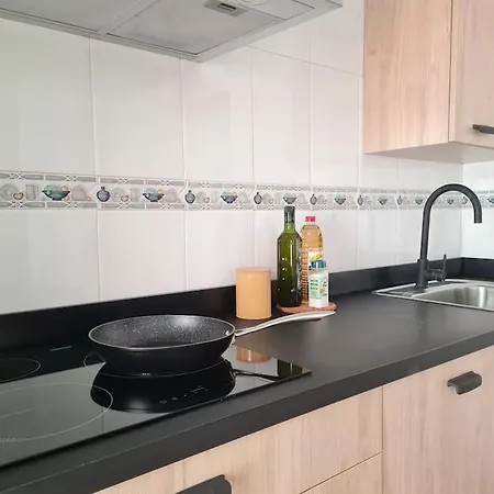 La Casita Verde. Metro Cerca Del Casco Viejo *