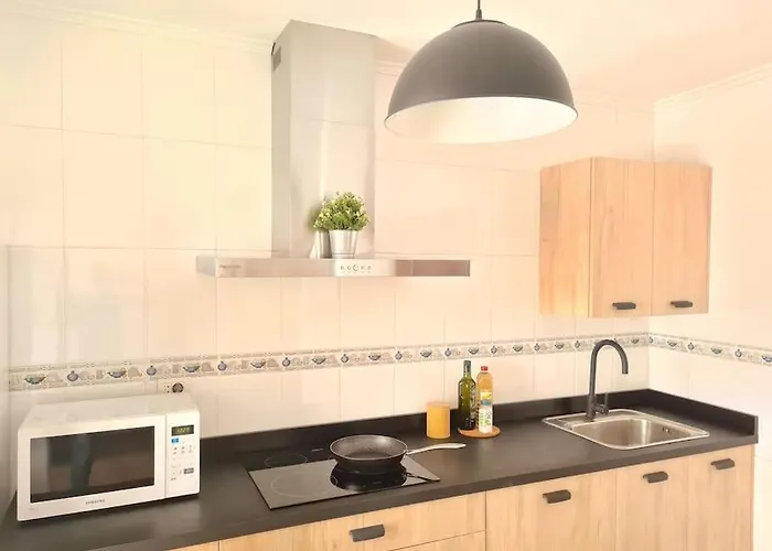 La Casita Verde. Metro Cerca Del Casco Viejo Апартаменты