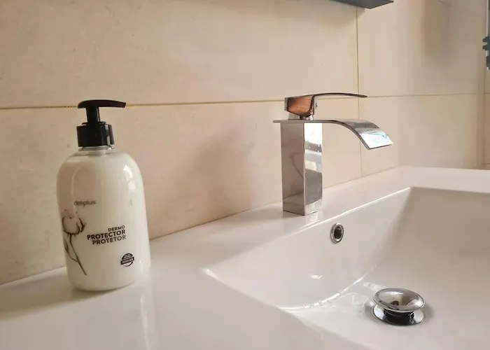 Апартаменты La Casita Verde. Metro Cerca Del Casco Viejo *