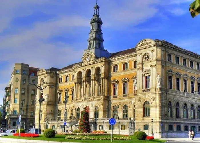 La Casita Verde. Metro Cerca Del Casco Viejo Бильбао