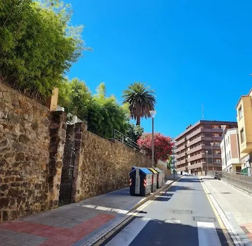 Апартаменты La Casita Verde. Metro Cerca Del Casco Viejo