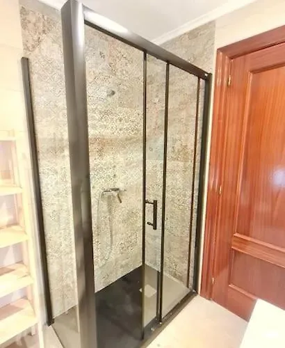 La Casita Verde. Metro Cerca Del Casco Viejo Бильбао